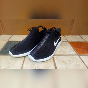 Womens Nike running shoes